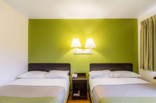 Motel 6-Green Bay WI - image 5
