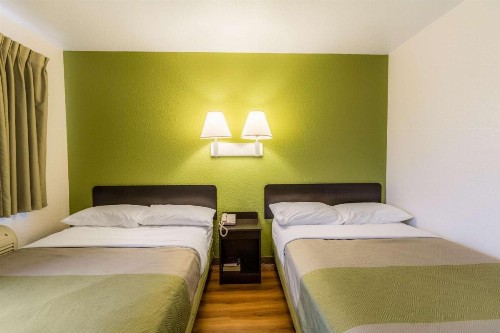 Motel 6-Green Bay WI - image 9