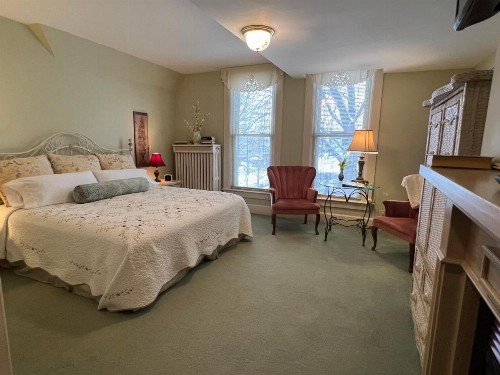 Astor House - image 22