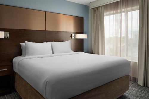 Residence Inn by Marriott Green Bay Downtown - image 10