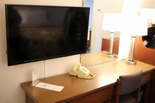 Bay Motel - image 22