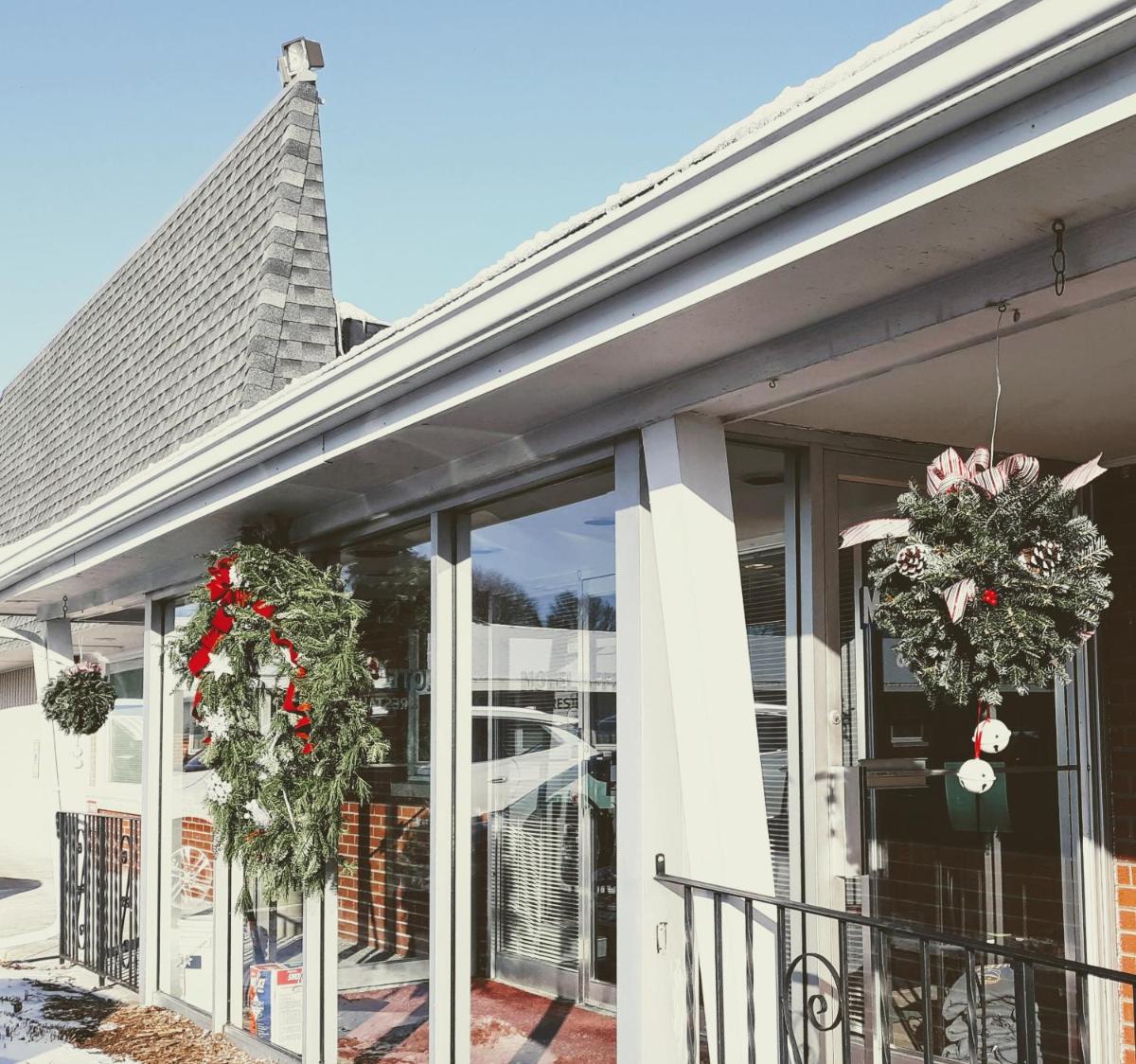 Bay Motel - image 5