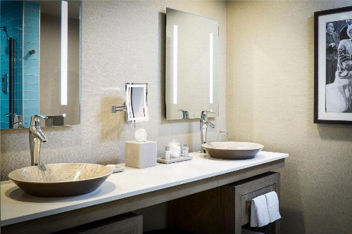 Lodge Kohler - image 4