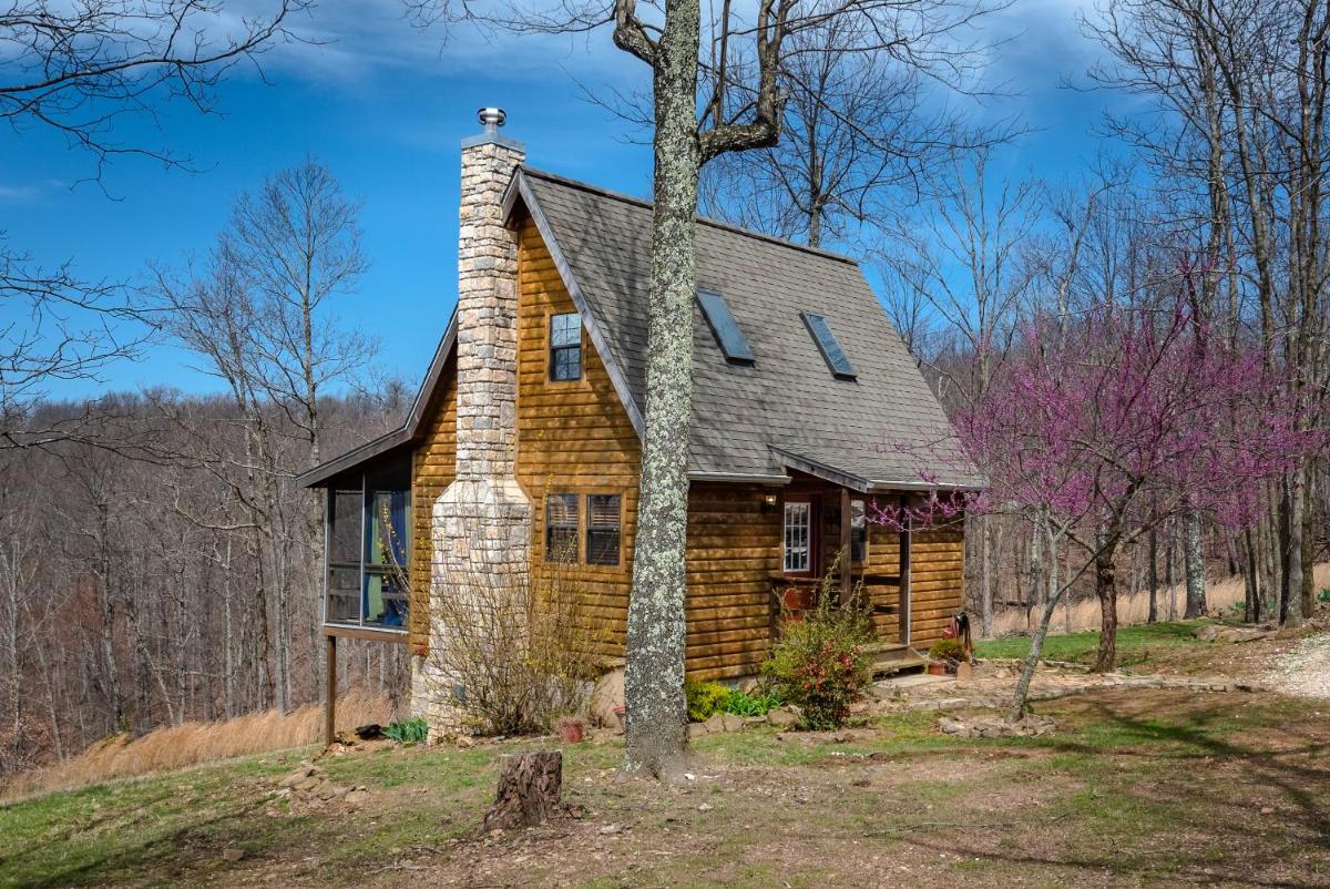 Still Point Cabin - main image