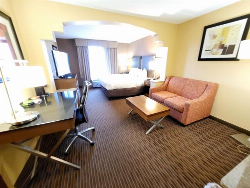 Best Western Plus Greensboro/Coliseum Area - image 17