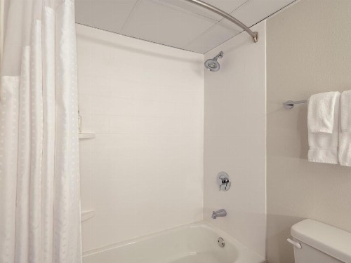 Holiday Inn Express Greensboro-I-40 at Wendover an IHG Hotel - image 42