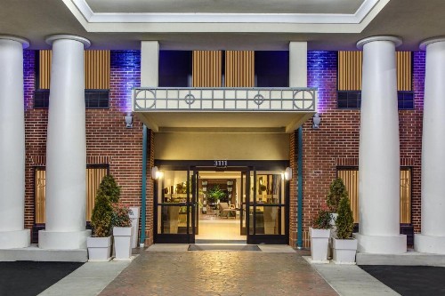Holiday Inn Express Hotel & Suites Greensboro-East an IHG Hotel - image 16