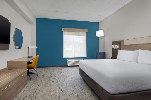 Holiday Inn Express Hotel & Suites Greensboro - Airport Area an IHG Hotel - image 30
