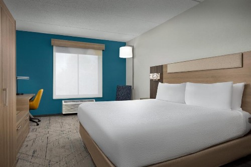 Holiday Inn Express Hotel & Suites Greensboro - Airport Area an IHG Hotel - image 34