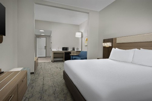 Holiday Inn Express Hotel & Suites Greensboro - Airport Area an IHG Hotel - image 45