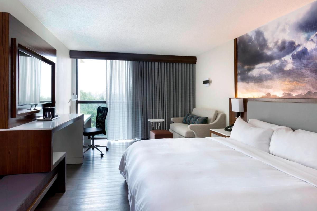 Greensboro-High Point Marriott Airport - image 6