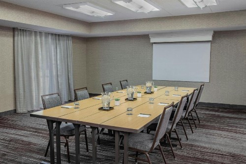 Courtyard by Marriott Greensboro - image 17