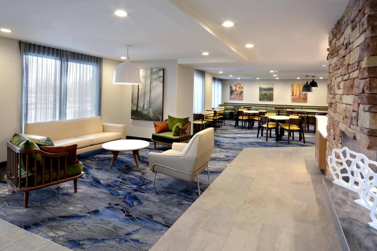 Fairfield Inn Greensboro Airport - main image