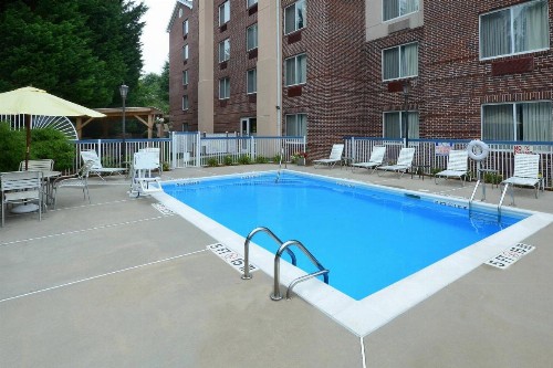 Fairfield Inn Greensboro Airport - image 11