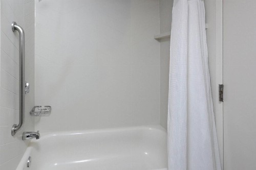 Fairfield Inn Greensboro Airport - image 17