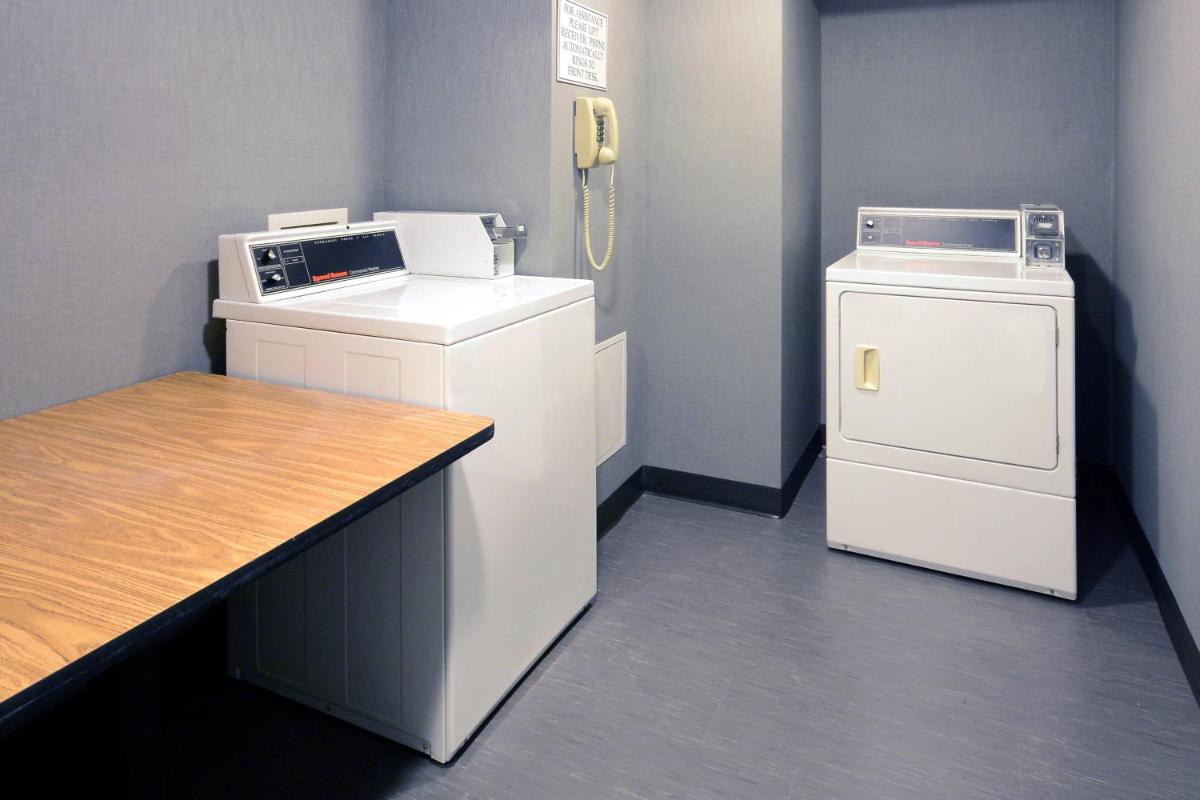 Fairfield Inn Greensboro Airport - image 6