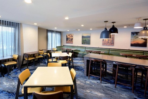 Fairfield Inn Greensboro Airport - image 8