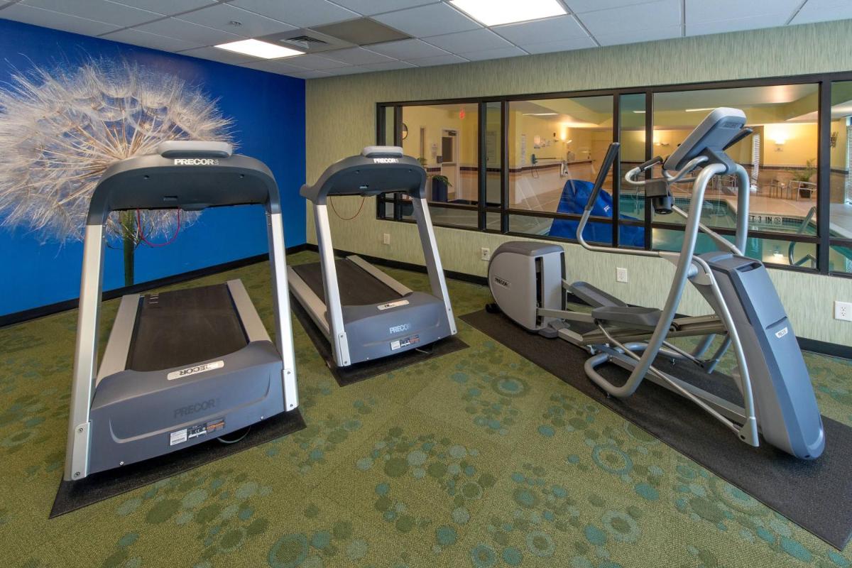 SpringHill Suites by Marriott Greensboro - image 2