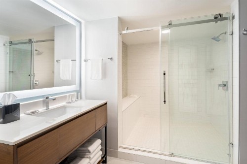 Marriott Greensboro Downtown - image 36