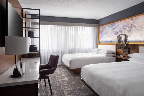 Marriott Greensboro Downtown - image 9