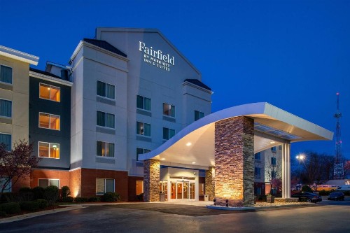 Fairfield Inn & Suites Greensboro Wendover