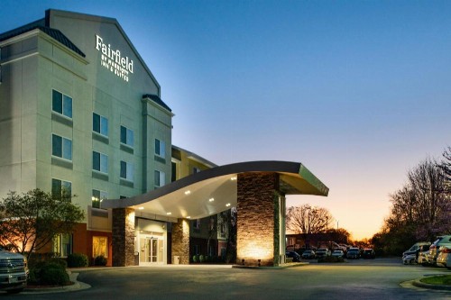 Fairfield Inn & Suites Greensboro Wendover - image 10