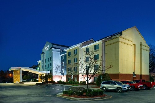 Fairfield Inn & Suites Greensboro Wendover - image 19
