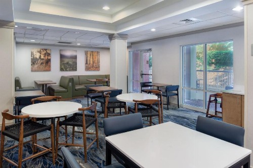 Fairfield Inn & Suites Greensboro Wendover - image 25
