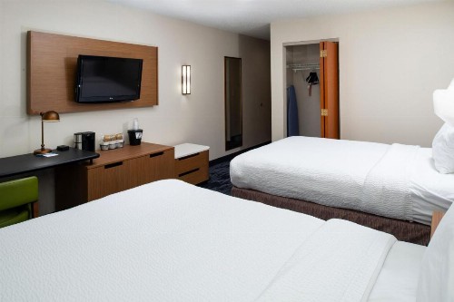 Fairfield Inn & Suites Greensboro Wendover - image 32