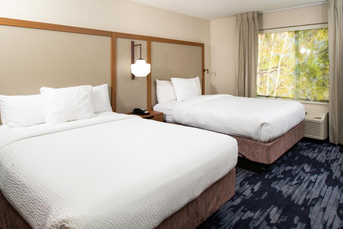 Fairfield Inn & Suites Greensboro Wendover - image 4