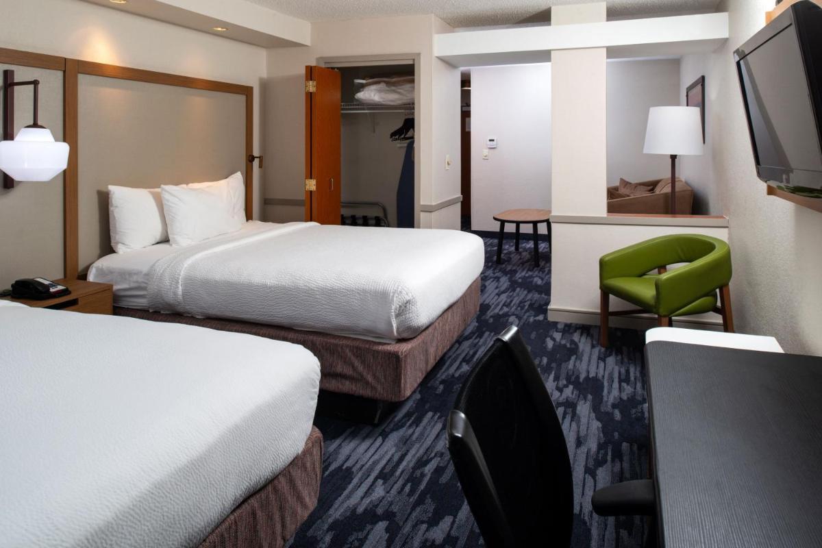 Fairfield Inn & Suites Greensboro Wendover - image 7