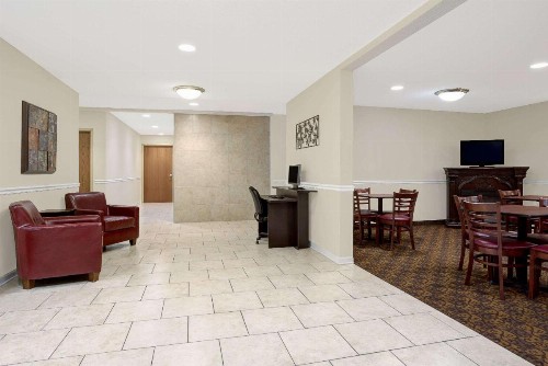 Days Inn by Wyndham Greensboro NC - image 12