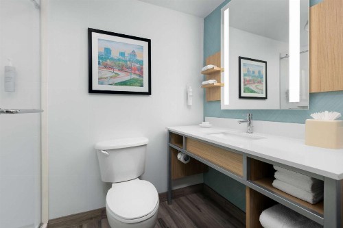 Hilton Garden Inn Greensboro - image 20