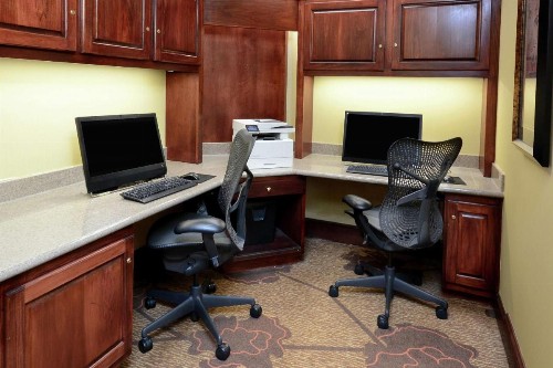 Hilton Garden Inn Greensboro - image 27