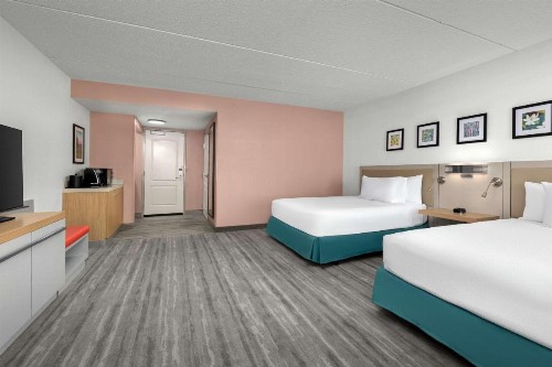Hilton Garden Inn Greensboro - image 32