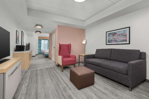 Hilton Garden Inn Greensboro - image 37