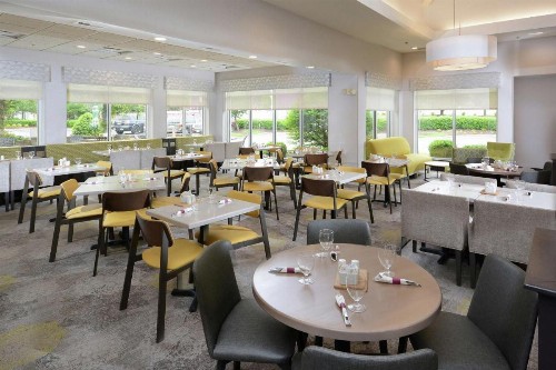 Hilton Garden Inn Greensboro - image 4