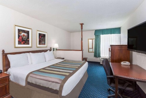 Baymont by Wyndham Greensboro/Coliseum - image 47