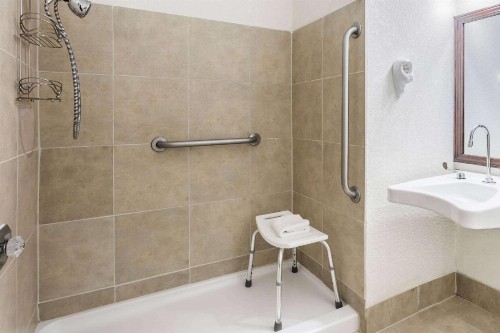Baymont by Wyndham Greensboro/Coliseum - image 50