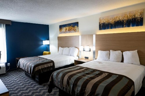 Baymont by Wyndham Greensboro/Coliseum - image 6