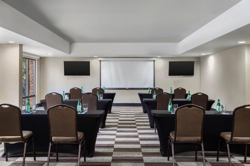 Four Points by Sheraton Greensboro Airport - image 12