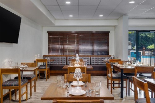 Four Points by Sheraton Greensboro Airport - image 22