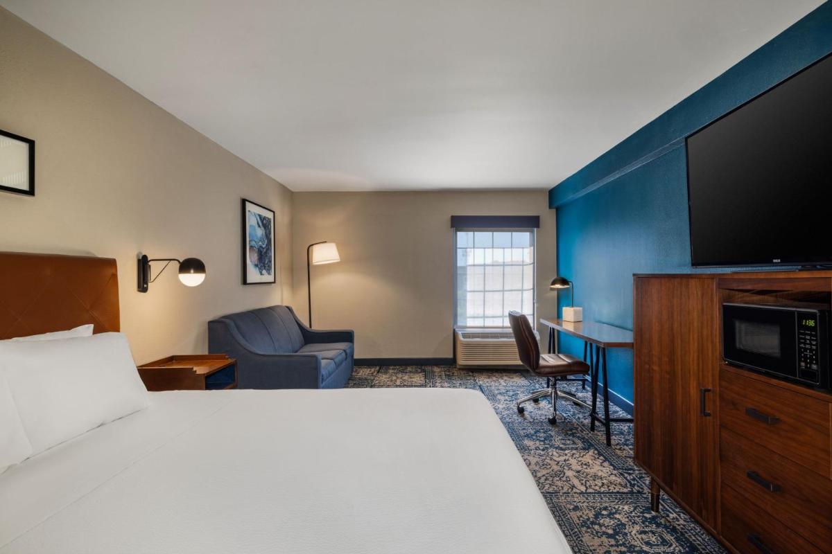 Four Points by Sheraton Greensboro Airport - image 7