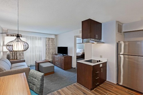 Homewood Suites Greensboro - image 31
