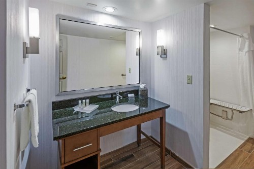 Homewood Suites Greensboro - image 32