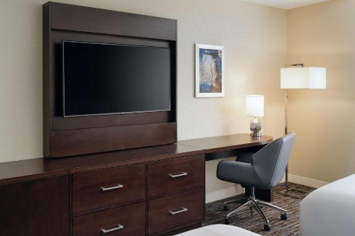 DoubleTree by Hilton Greensboro - image 23