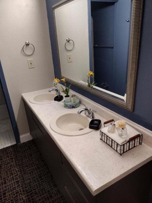 Fairview Inn - Greensboro Airport - image 23
