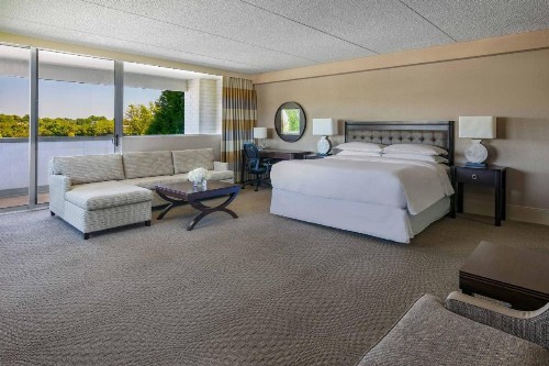 Sheraton Greensboro - image 35