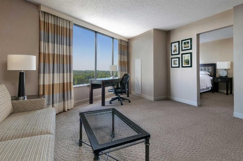 Sheraton Greensboro - image 38