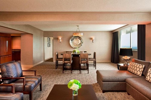 Sheraton Greensboro - image 40